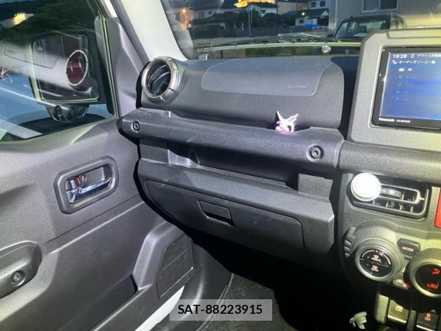 Suzuki JIMNY 2022-03 7358237-23