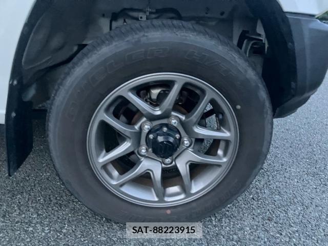 Suzuki JIMNY 2022-03 7358237-2