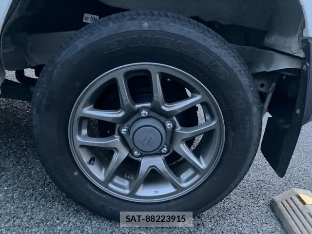 Suzuki JIMNY 2022-03 7358237-6