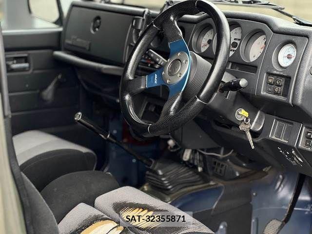 Suzuki JIMNY 1997-01 7358250-7
