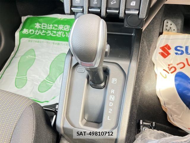 Suzuki JIMNY 2026-03 7358216-8