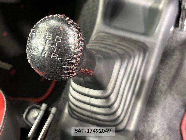 Suzuki JIMNY 2012-05 7358242-3