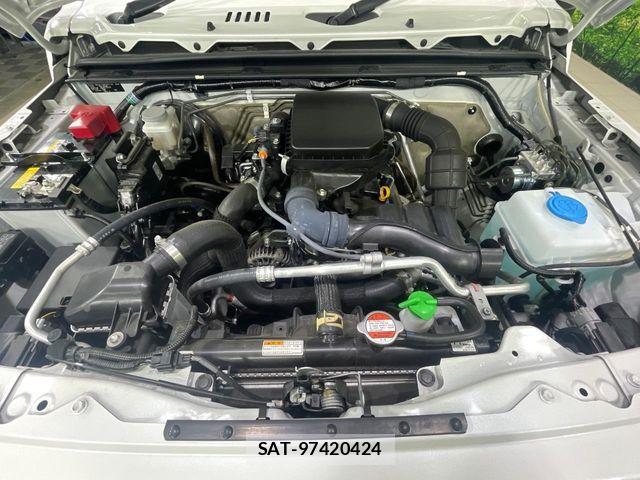 Suzuki JIMNY 2023-10 7358226-17