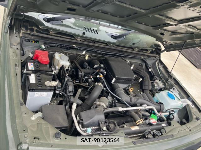 Suzuki JIMNY 2018-10 7358245-18
