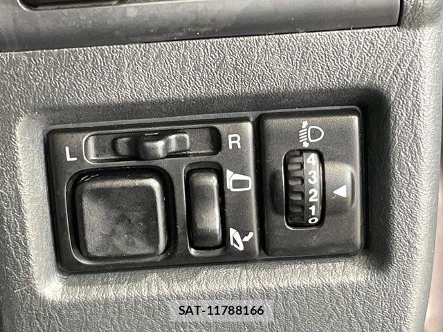 Suzuki JIMNY 2012-10 7358246-6