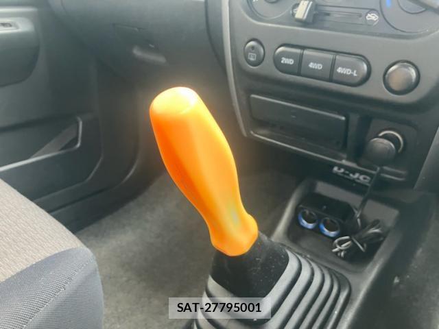 Suzuki JIMNY 2007-06 7358252-0