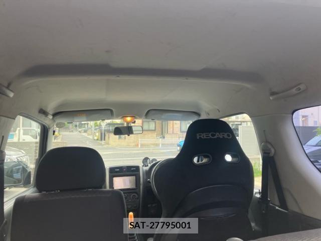 Suzuki JIMNY 2007-06 7358252-16