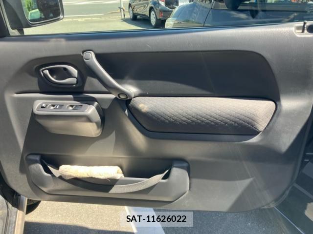 Suzuki JIMNY 2004-09 7358254-7