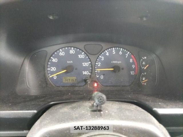 Suzuki JIMNY 2001-01 7358251-4