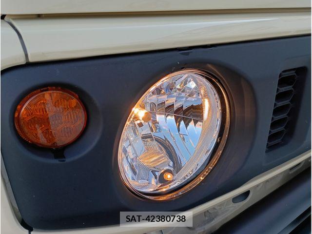 Suzuki JIMNY 2023-04 7358238-4