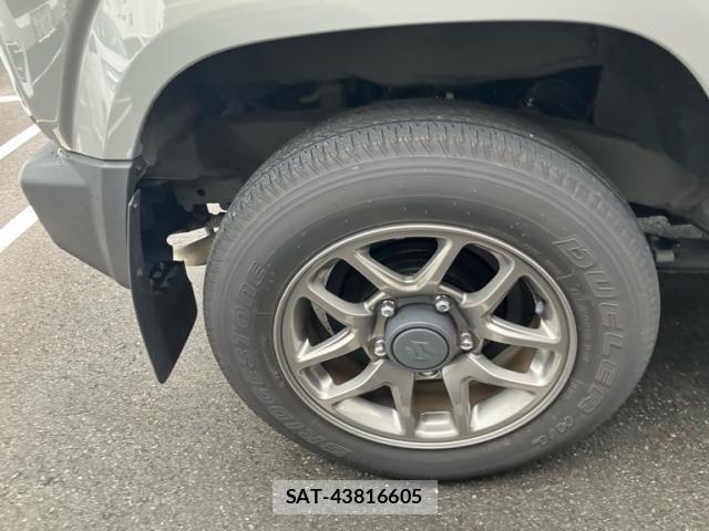 Suzuki JIMNY 2023-11 7378963-9