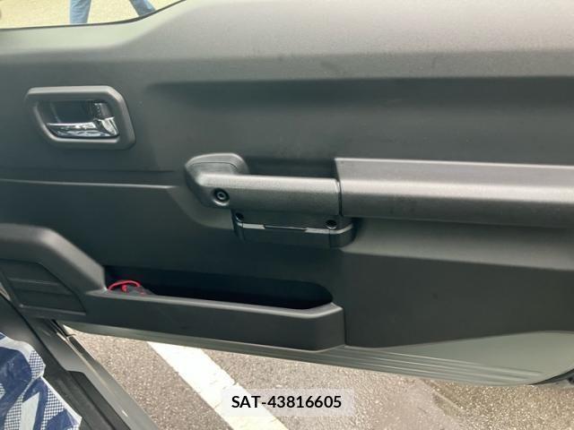 Suzuki JIMNY 2023-11 7378963-12