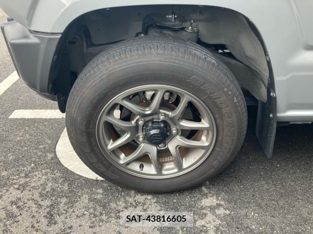 Suzuki JIMNY 2023-11 7378963-7