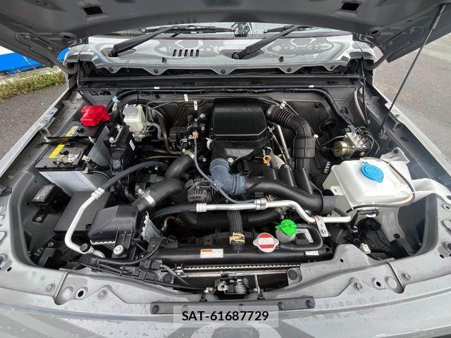 Suzuki JIMNY 2023-02 7392481-18