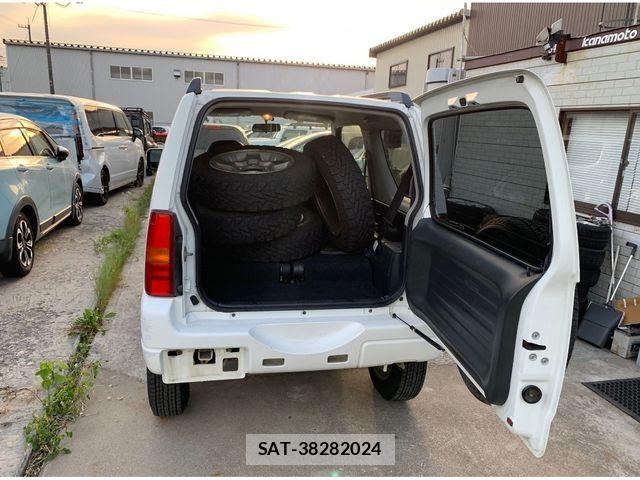 Suzuki JIMNY 2005-07 7392494-17