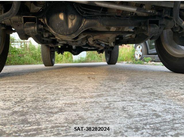 Suzuki JIMNY 2005-07 7392494-19
