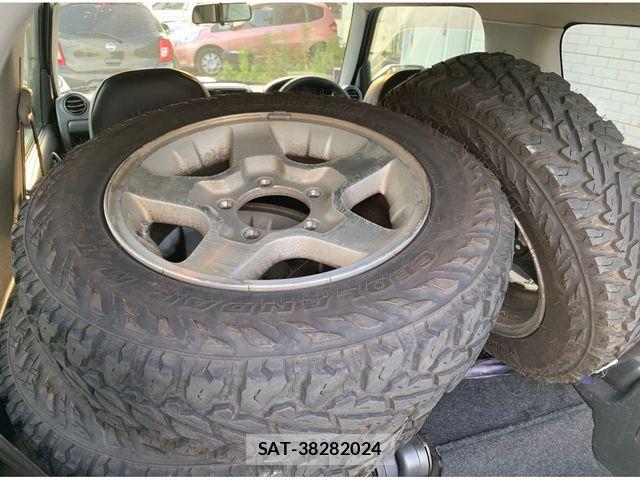Suzuki JIMNY 2005-07 7392494-8
