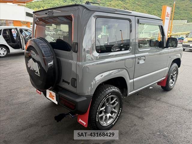 Suzuki JIMNY 2023-04 7392483-12