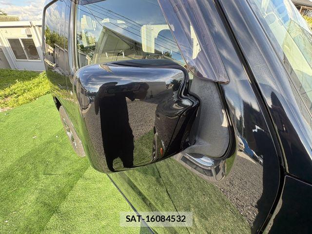 Suzuki JIMNY 2007-03 7392497-10