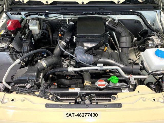 Suzuki JIMNY 2023-02 7392480-17