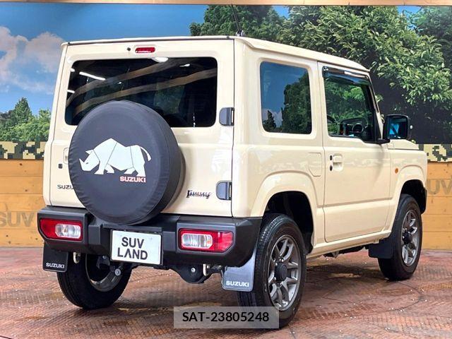 Suzuki JIMNY 2023-08 7392475-16