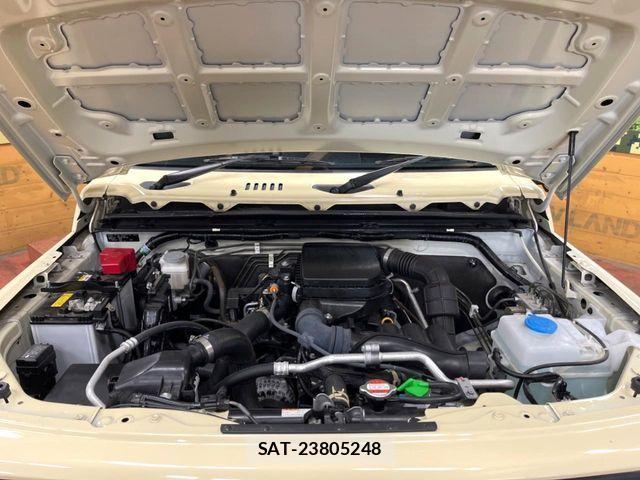 Suzuki JIMNY 2023-08 7392475-17