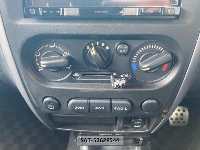 Suzuki JIMNY 2015-03 7455091-16