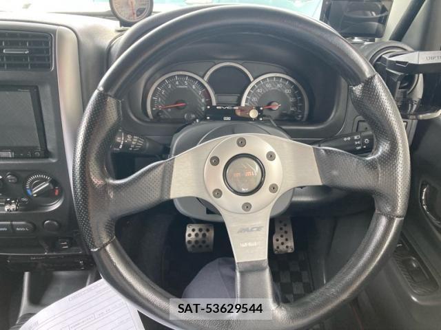 Suzuki JIMNY 2015-03 7455091-24