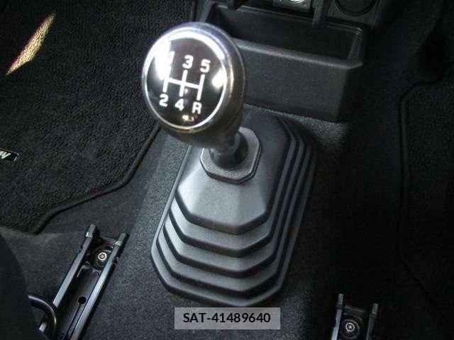 Suzuki JIMNY 2018-10 7455074-5