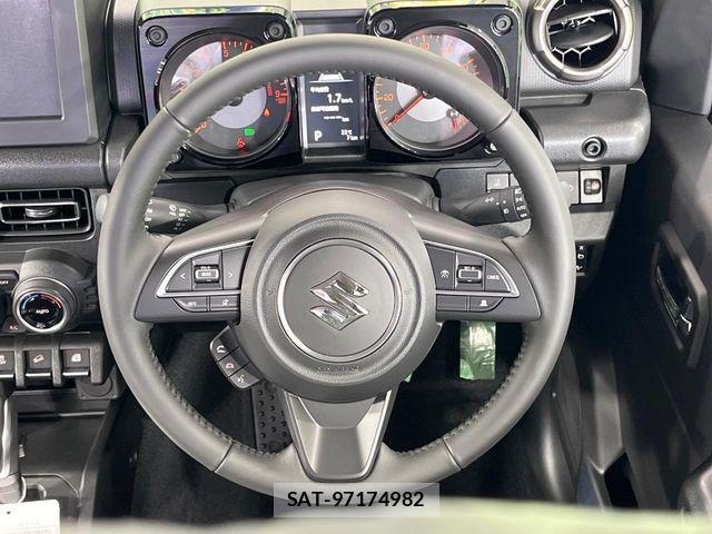 Suzuki JIMNY 2026-04 7501043-10