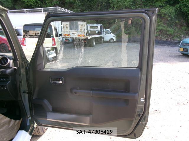 Suzuki JIMNY 2026-04 7501051-21