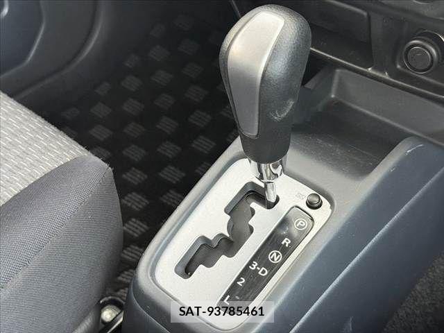 Suzuki JIMNY 2009-09 7501066-23