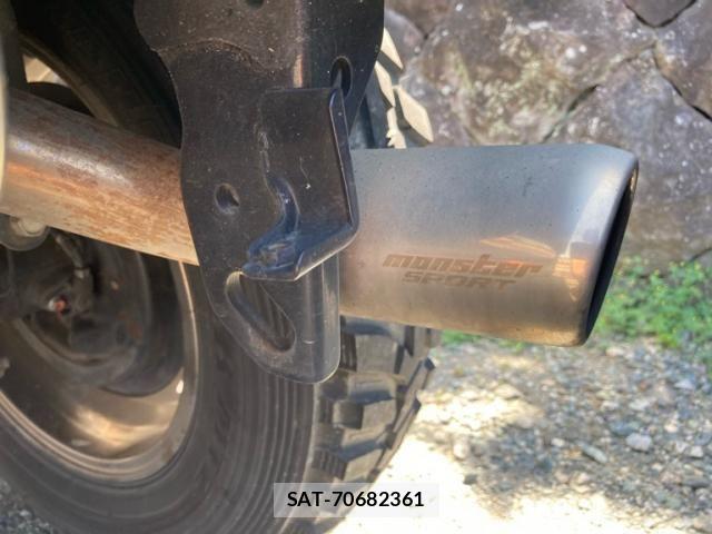 Suzuki JIMNY 2009-02 7562273-9