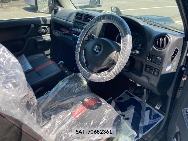 Suzuki JIMNY 2009-02 7562273-11