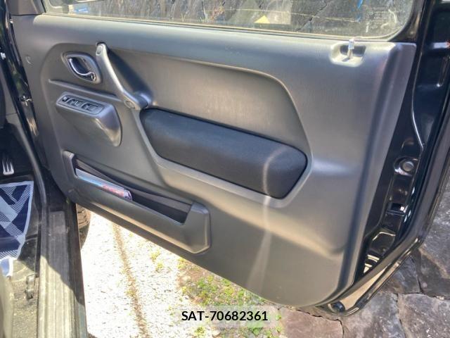 Suzuki JIMNY 2009-02 7562273-12