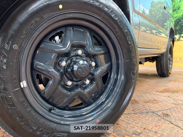 Suzuki JIMNY 2026-04 7617280-12