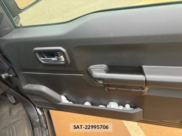 Suzuki JIMNY 2020-04 7617303-8