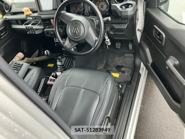 Suzuki JIMNY 2021-01 7617298-15