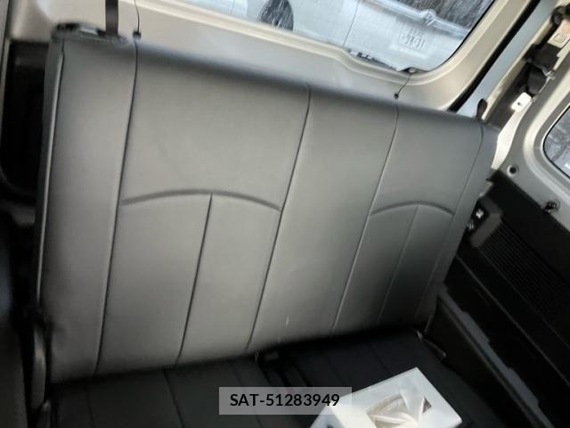 Suzuki JIMNY 2021-01 7617298-18