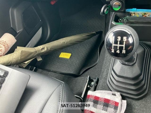Suzuki JIMNY 2021-01 7617298-23