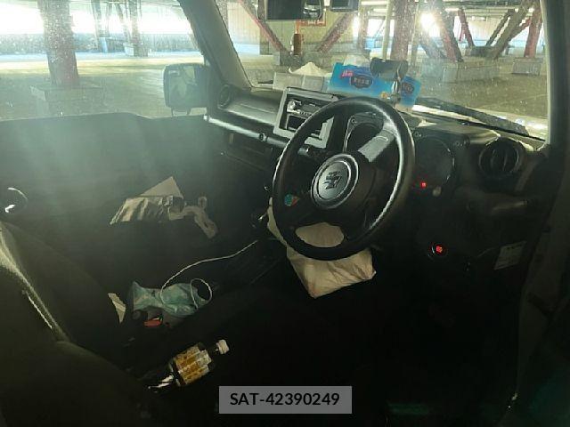 Suzuki JIMNY 2019-07 7617297-1
