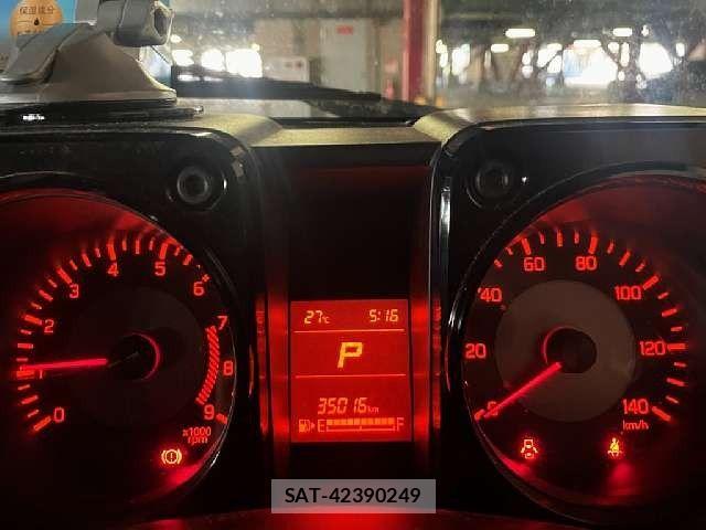 Suzuki JIMNY 2019-07 7617297-3