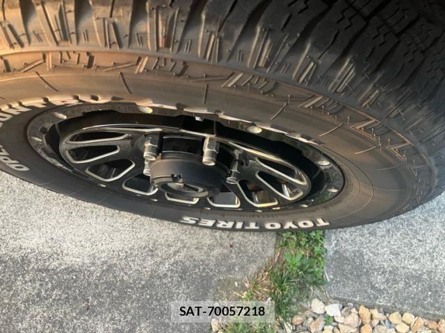 Suzuki JIMNY 2023-11 7617258-4