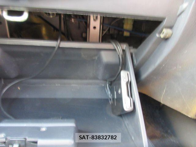 Suzuki JIMNY 2017-02 7617305-11