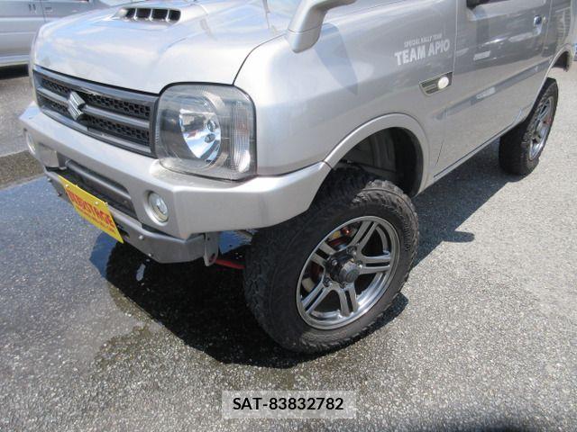 Suzuki JIMNY 2017-02 7617305-12