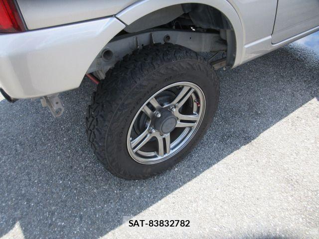 Suzuki JIMNY 2017-02 7617305-14