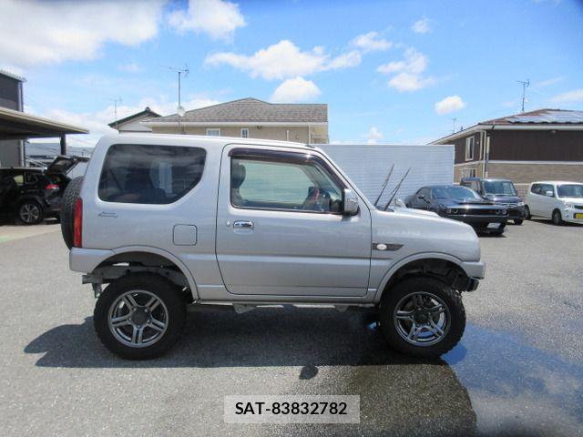 Suzuki JIMNY 2017-02 7617305-17