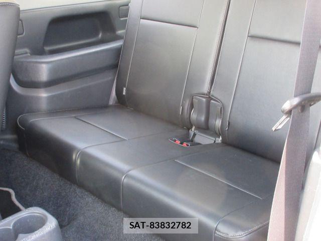 Suzuki JIMNY 2017-02 7617305-3