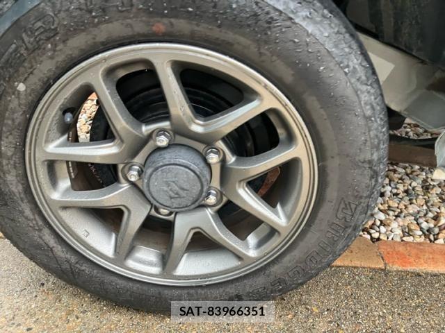 Suzuki JIMNY 2019-03 7617299-8
