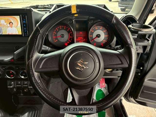 Suzuki JIMNY 2018-08 7617300-9